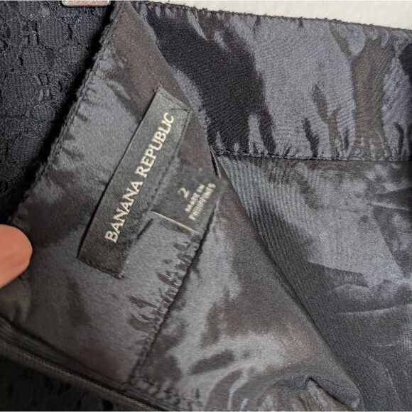 Banana Republic Black Lace Crochet Pencil Straight Skirt Knee Length Womens 2 - Picture 3 of 5